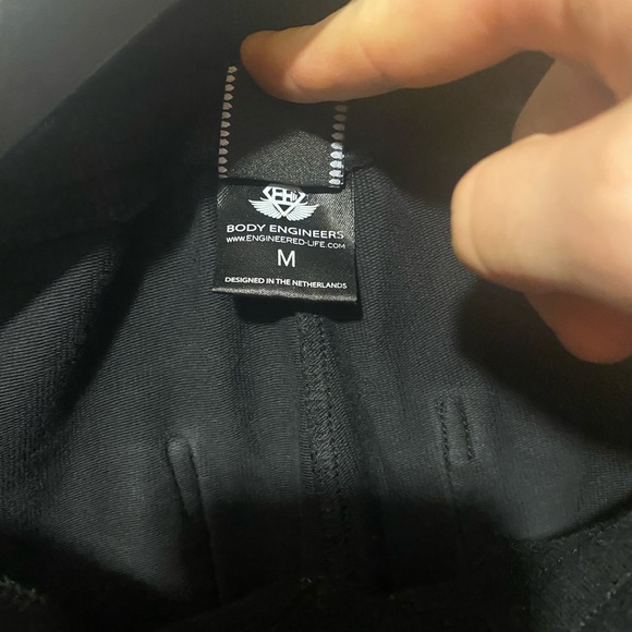 Body engineer joggers size medium - Picture 3 of 3